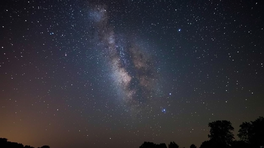 Astrofotografi: Menangkap Bintang dengan Kamera Bumi